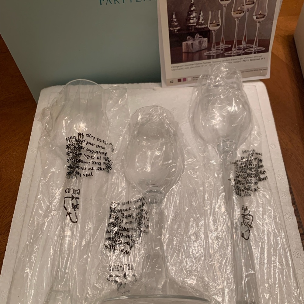Party light (Retired) 5 long stemmed votive holders